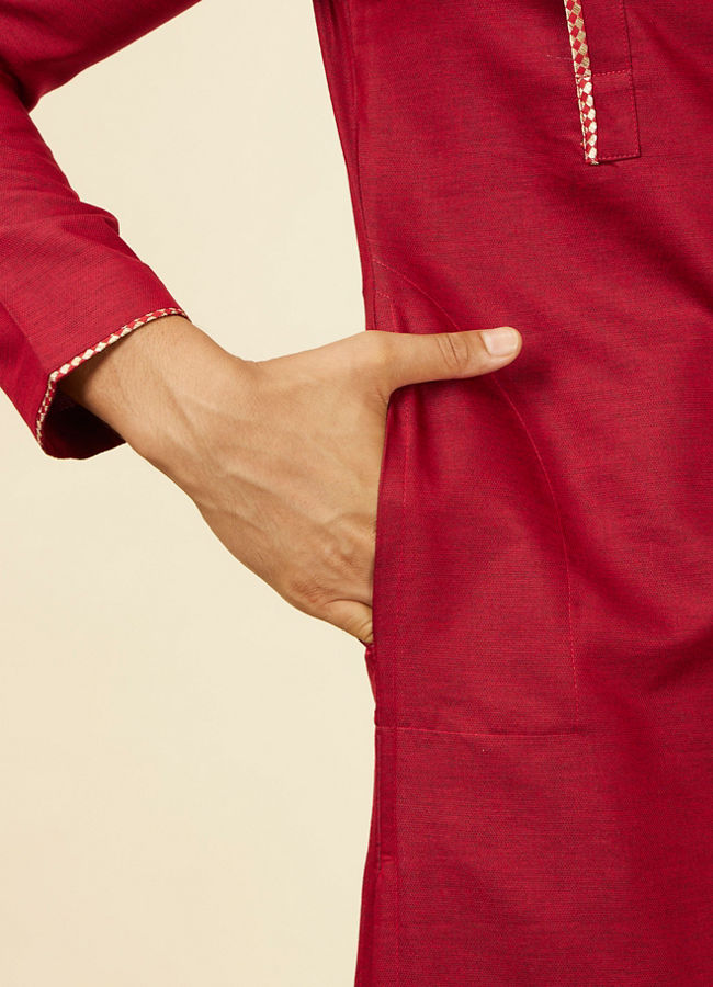 alt message - Manyavar Men Maroon Side Open Kurta image number 3