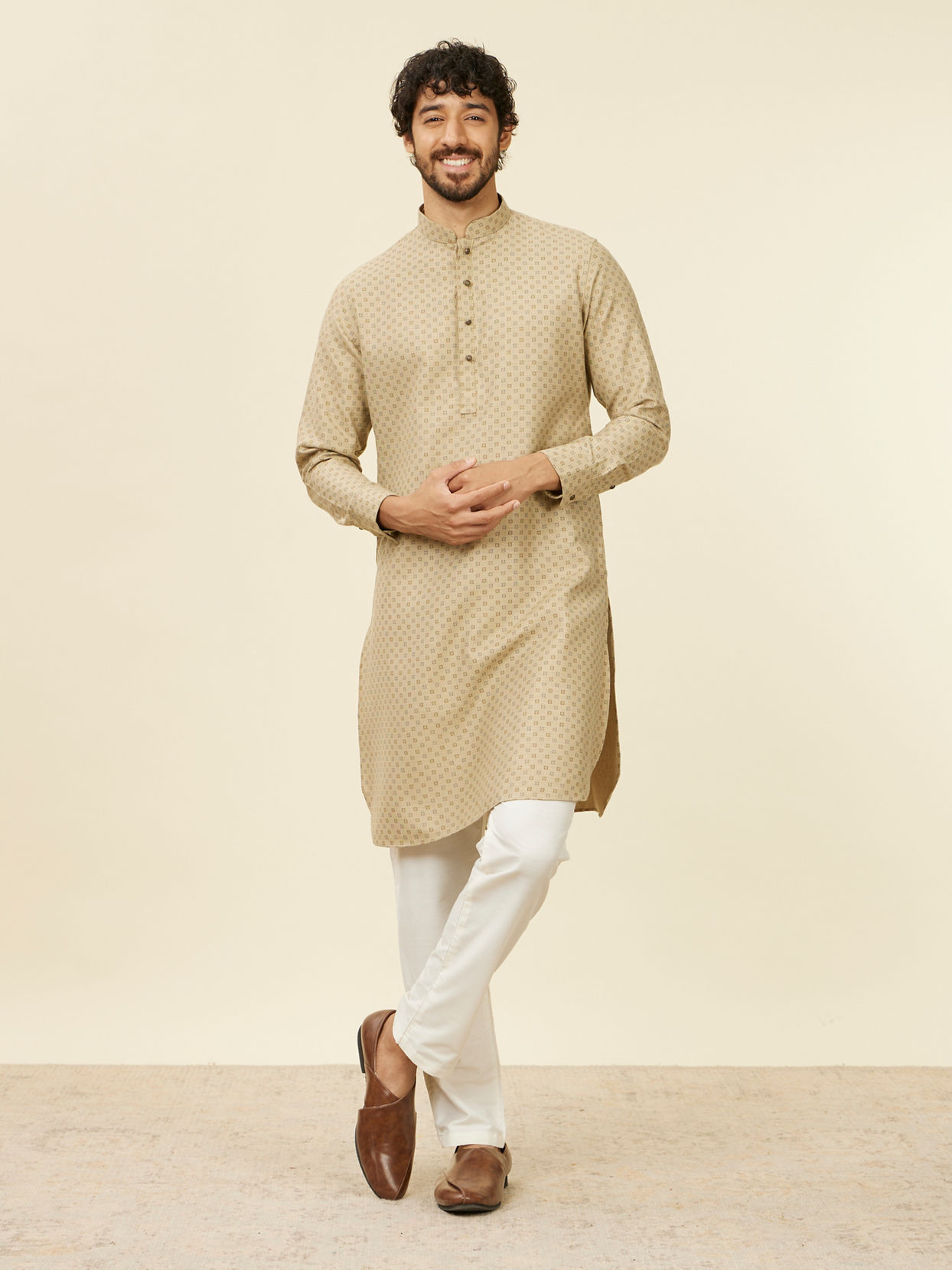 Manyavar Men Beige Buta Patterned Kurta