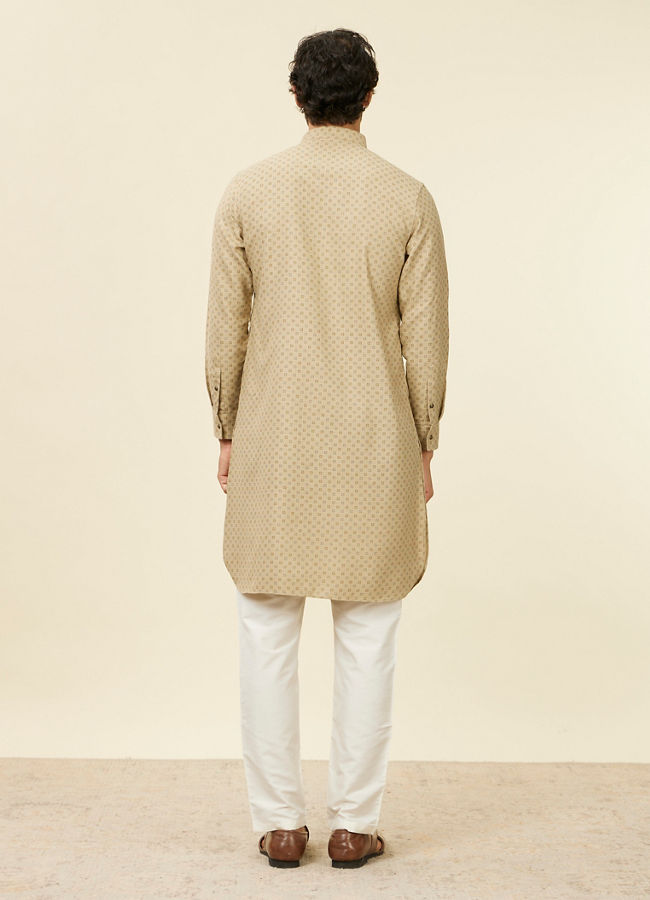 alt message - Manyavar Men Beige Buta Patterned Kurta image number 4