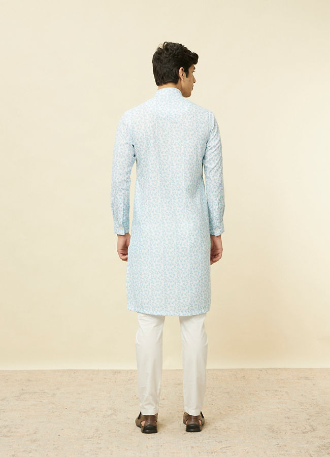 alt message - Manyavar Men Aqua Blue Bel Buti Printed Kurta image number 4