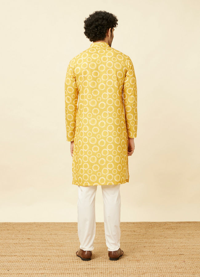 alt message - Manyavar Men Sunrise Orange Circular Printed Kurta image number 4