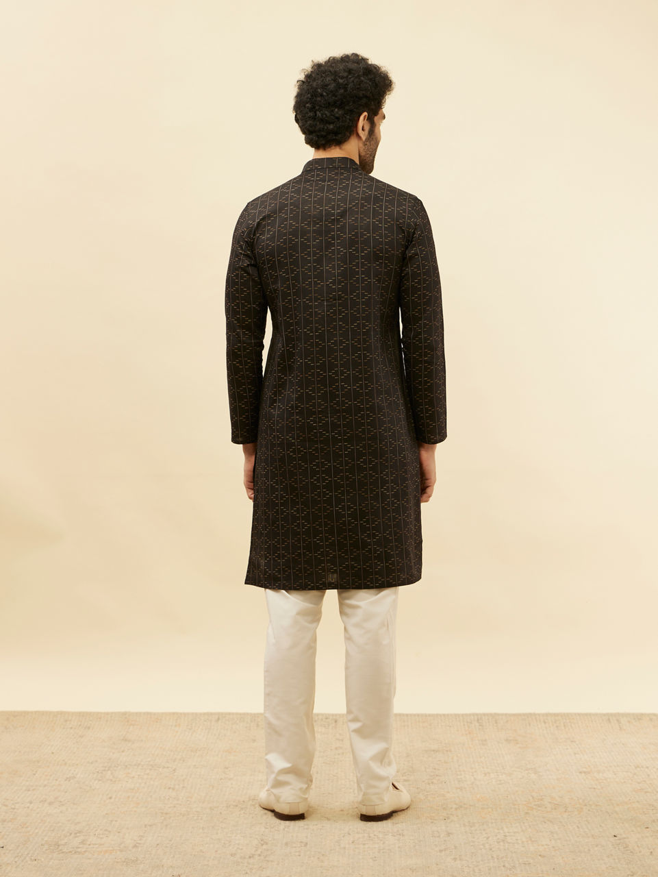 Manyavar Men Coal Black Linear Printed Kurta