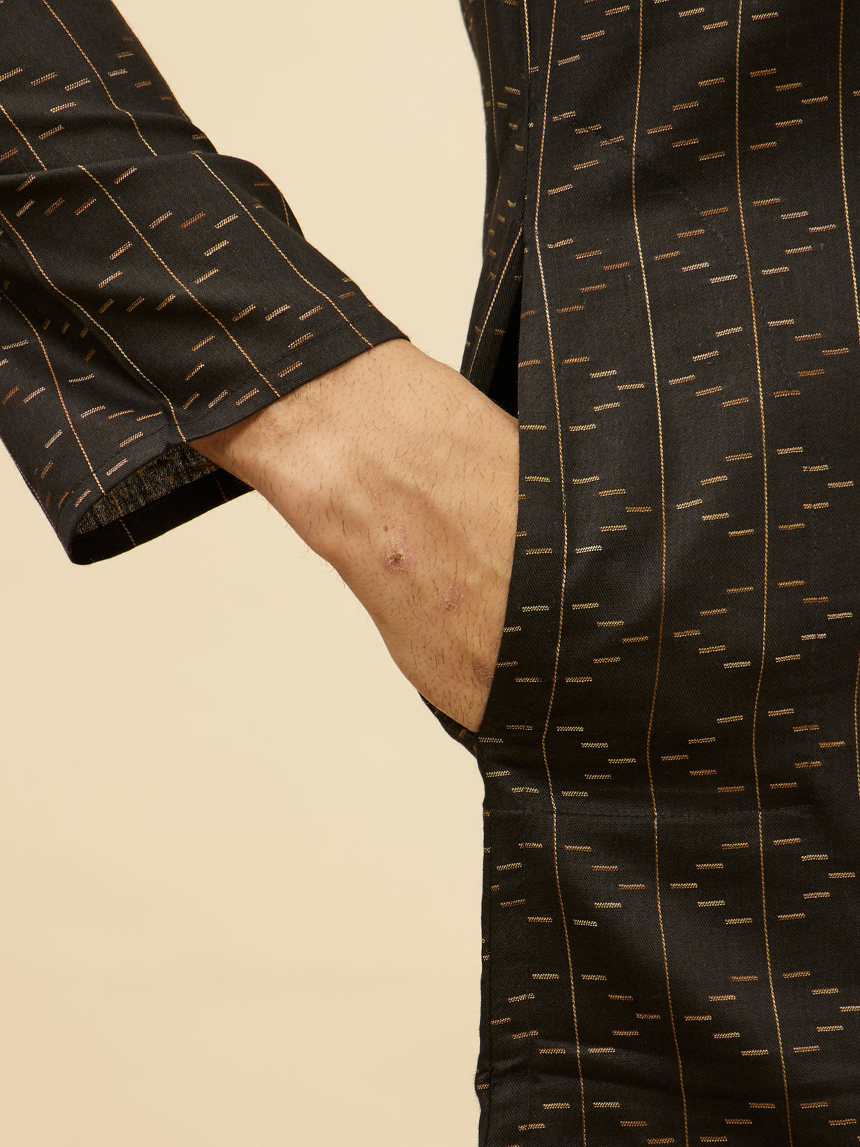 Manyavar Men Coal Black Linear Printed Kurta
