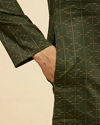 alt message - Manyavar Men Dark Green Linear Printed Kurta image number 3