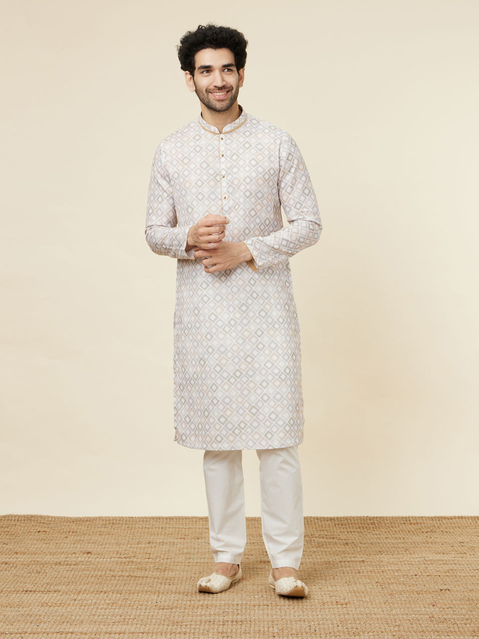 Manyavar Men Ivory Cream Geometric Patterned Kurta