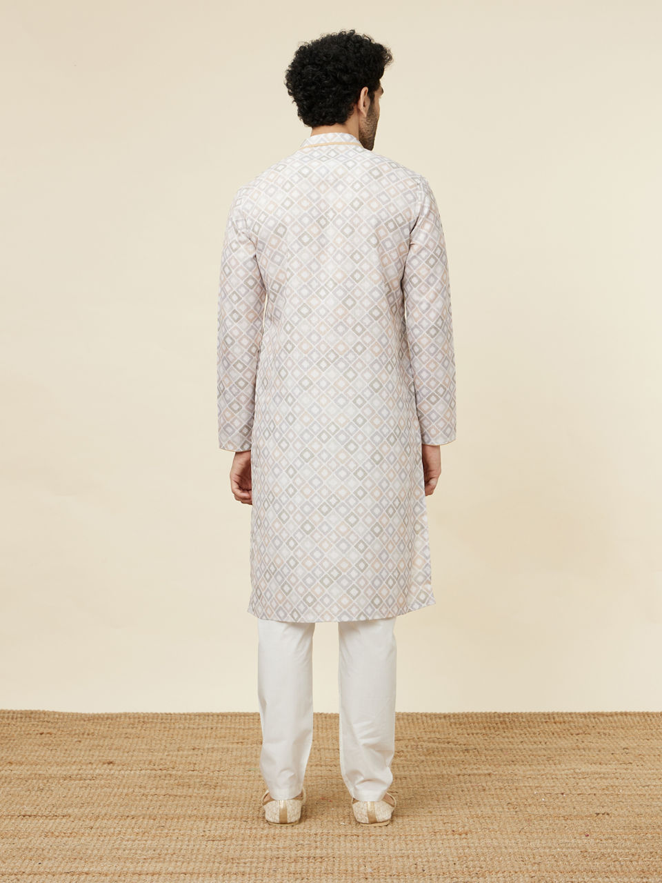 Manyavar Men Ivory Cream Geometric Patterned Kurta