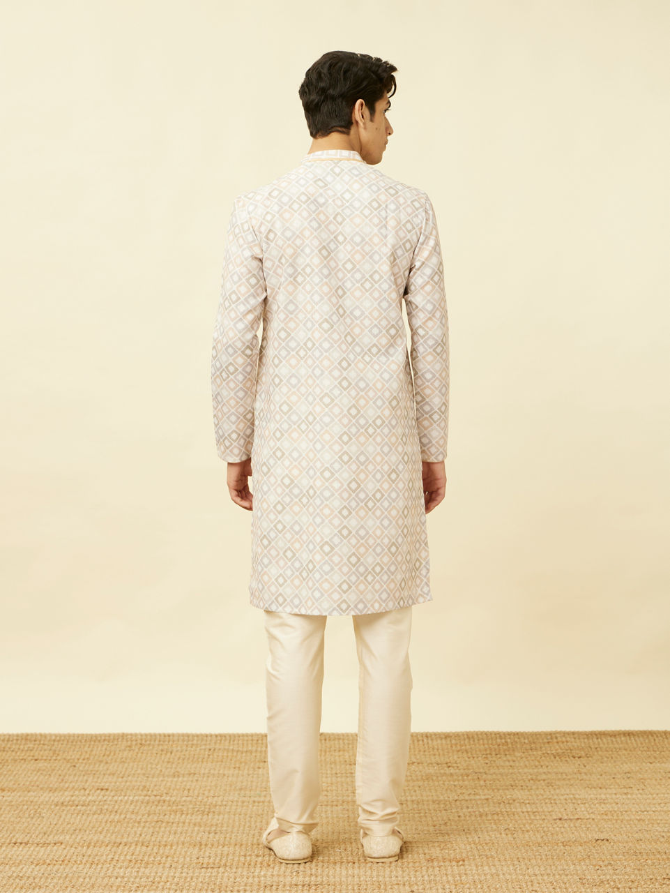 Manyavar Men Bright White Diamond Printed Kurta