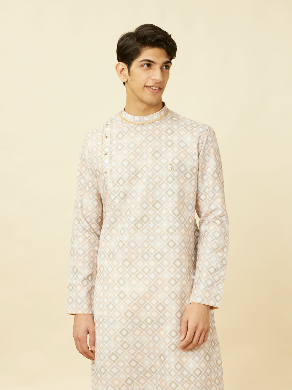Manyavar Men Bright White Diamond Printed Kurta