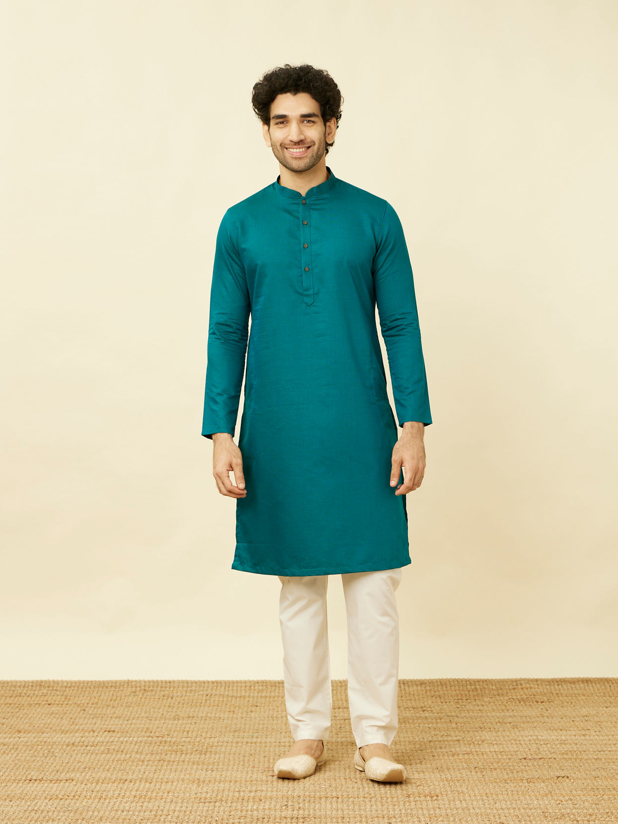 alt message - Manyavar Men Teal Green Classic Bandhgala Kurta image number 2