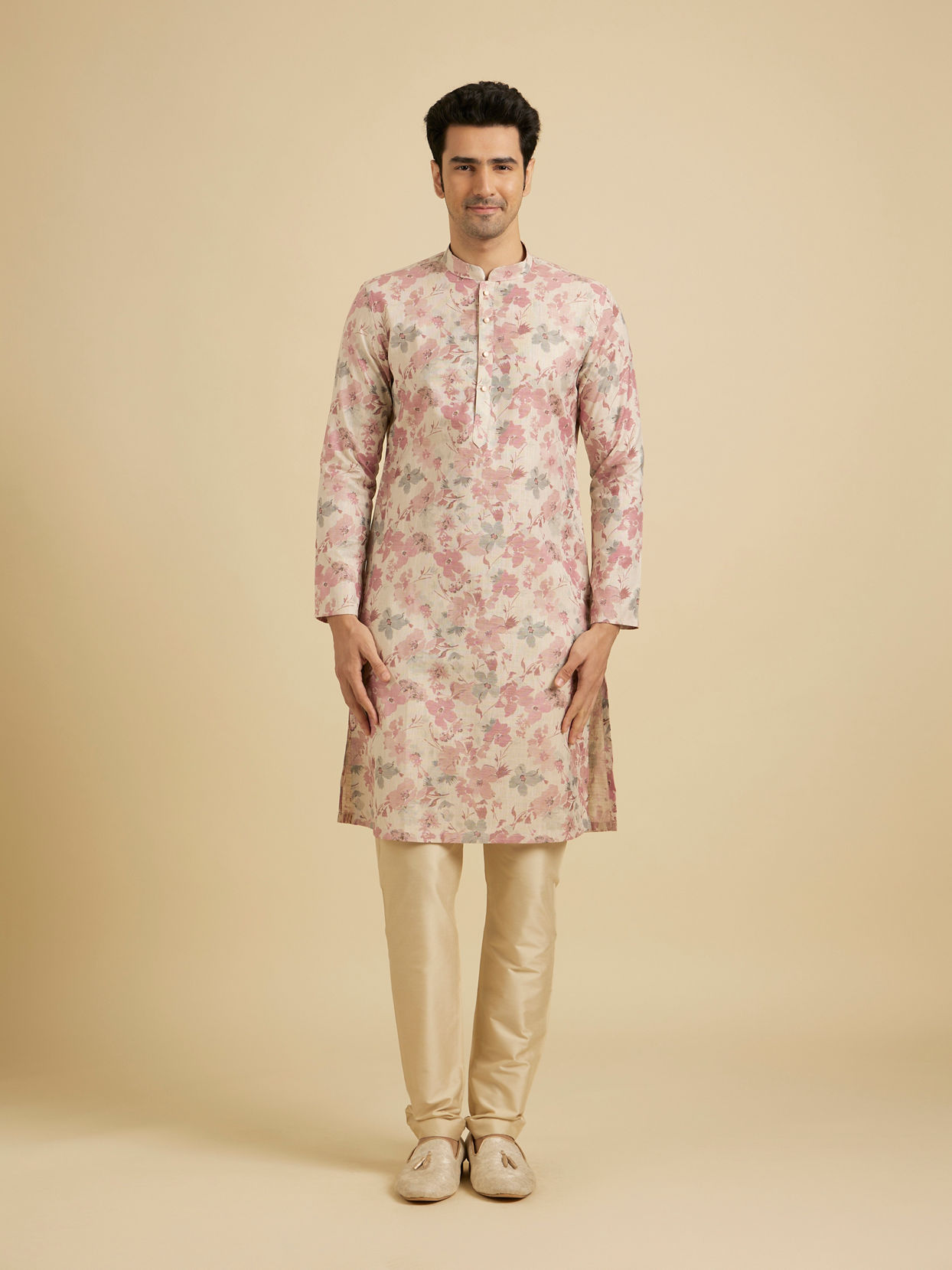 Manyavar Men Elegant Pink Linen Kurta image number 2