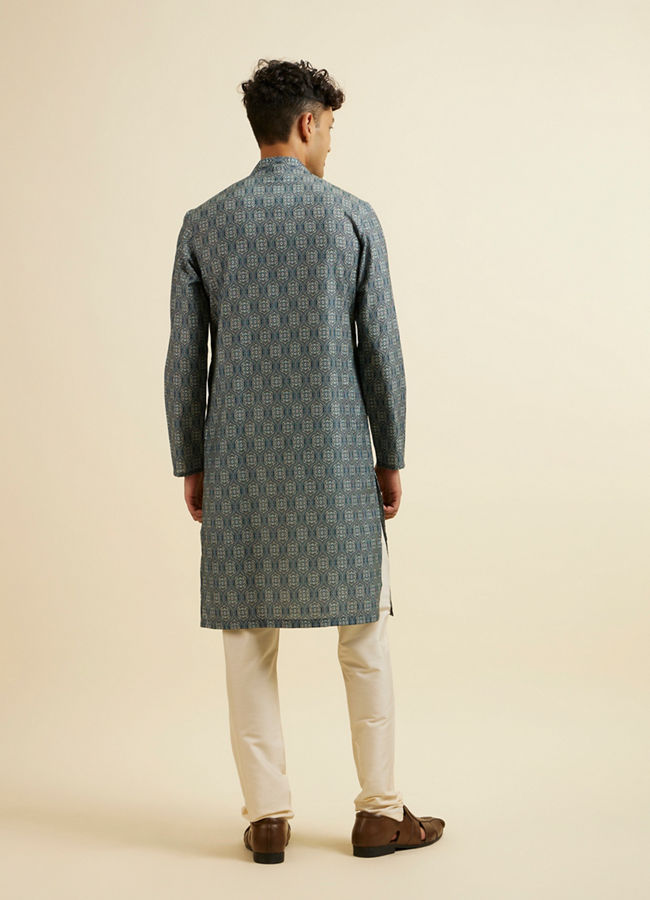 alt message - Manyavar Men Dark Green Ogee Patterned Kurta image number 4