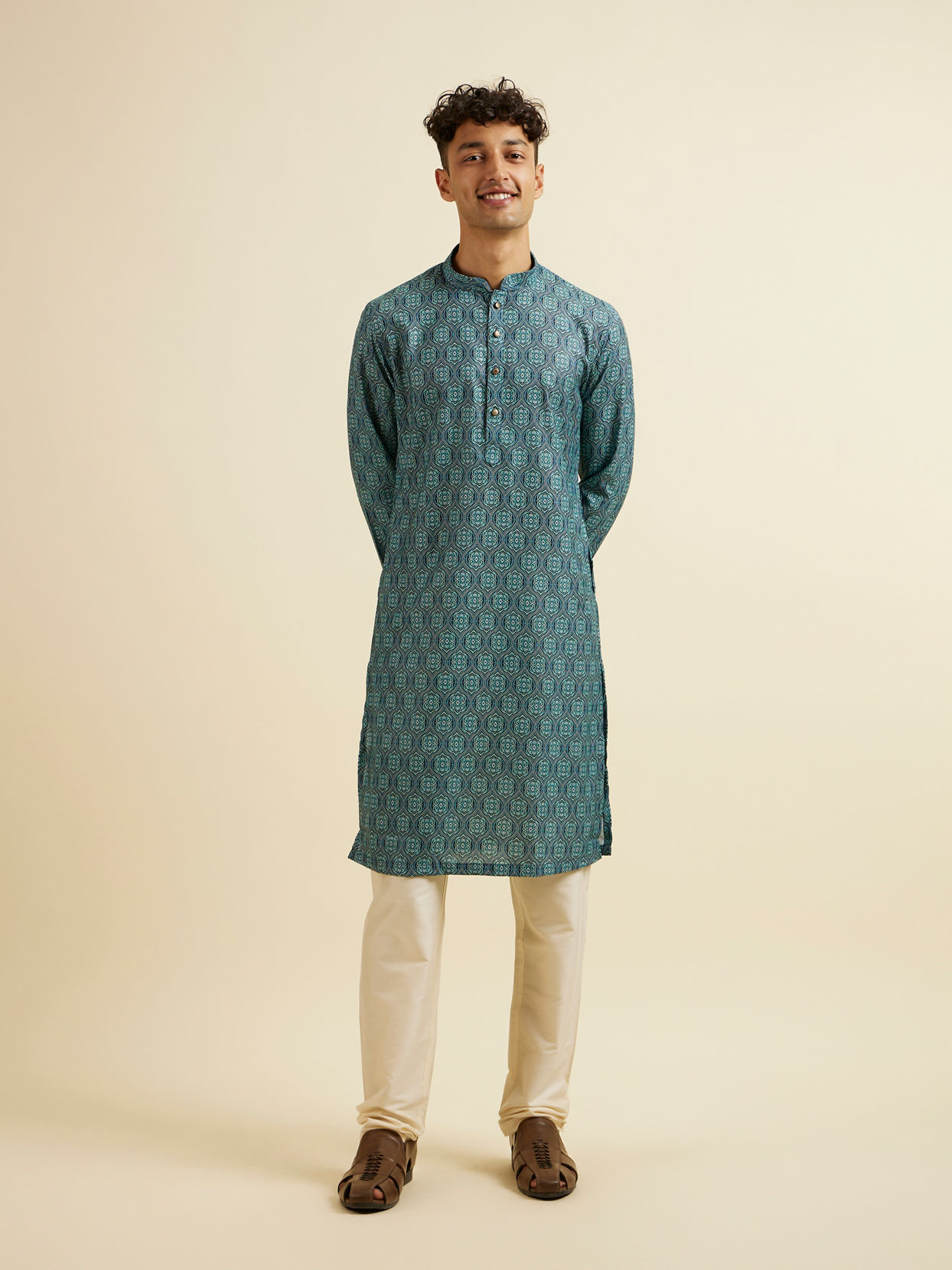 alt message - Manyavar Men Teal Green Ogee Patterned Kurta image number 2