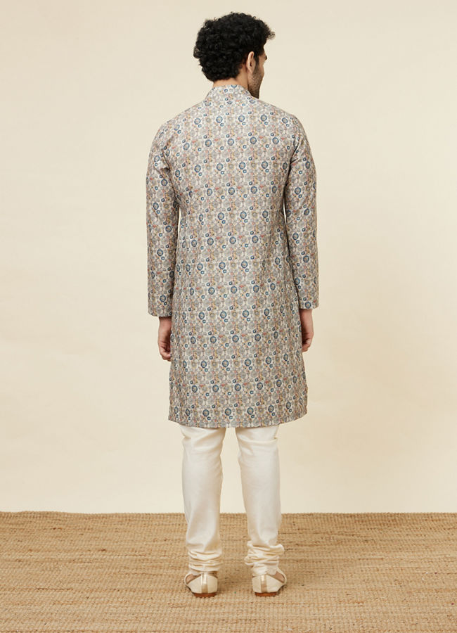 alt message - Manyavar Men Soft Beige Jaal Patterned Kurta image number 4