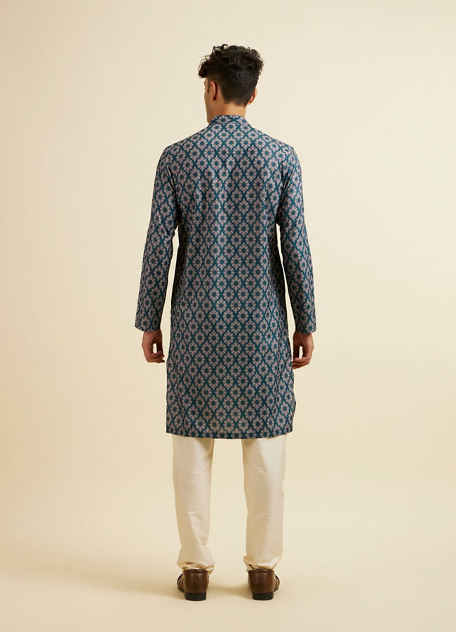 alt message - Manyavar Men Teal Green Jaal and Medallion Patterned Kurta image number 4