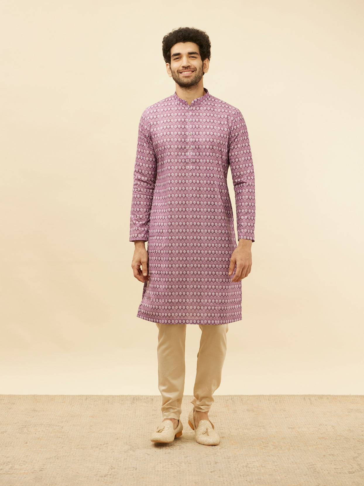 alt message - Manyavar Men Lilac Purple Floral Buta Printed Kurta image number 2