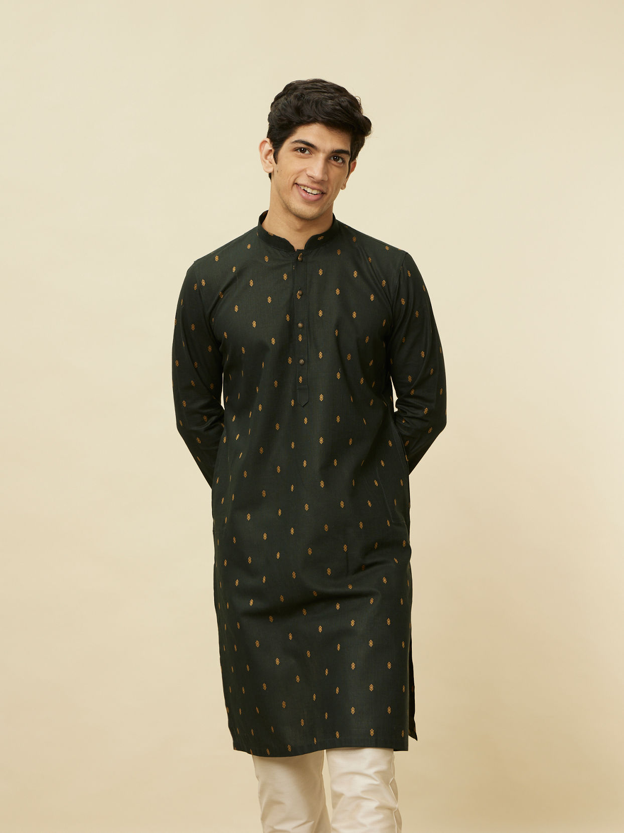 alt message - Manyavar Men Timber Green Buta Printed Kurta image number 0