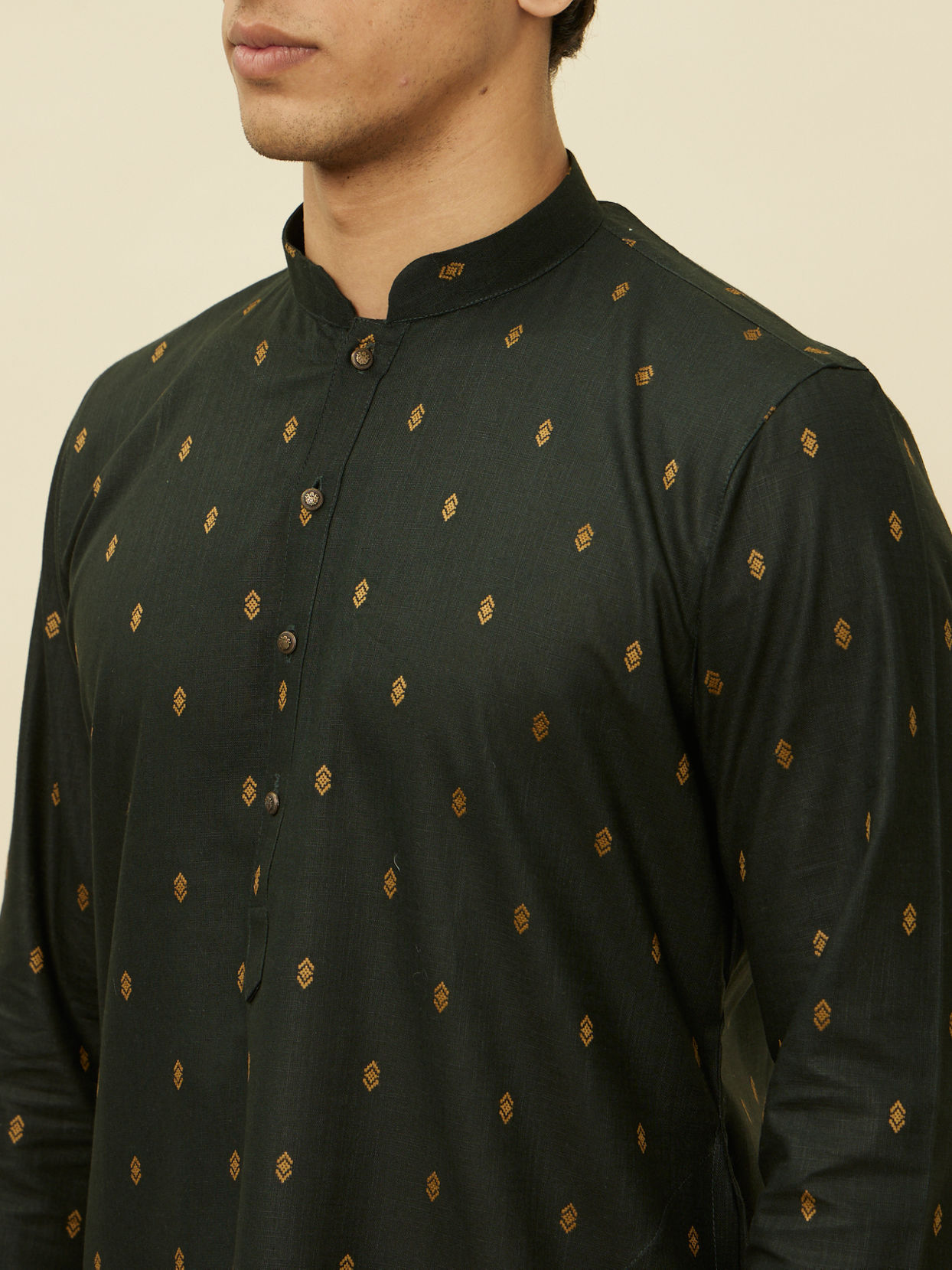 alt message - Manyavar Men Timber Green Buta Printed Kurta image number 1