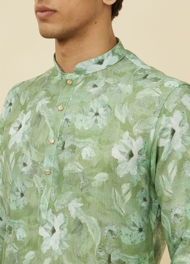 alt message - Manyavar Men Sage Green Floral Printed Kurta image number 1