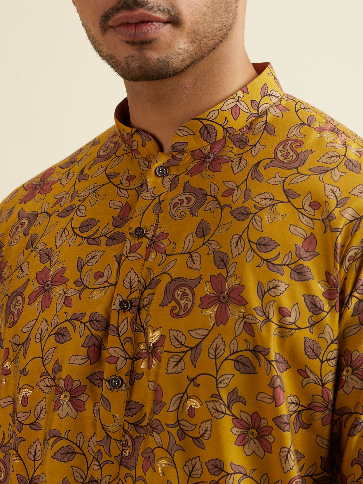 alt message - Manyavar Men Mustard Yellow Bel Buti Printed Kurta image number 1