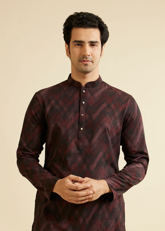 Manyavar Men Dark Maroon Chevron Patterned Kurta