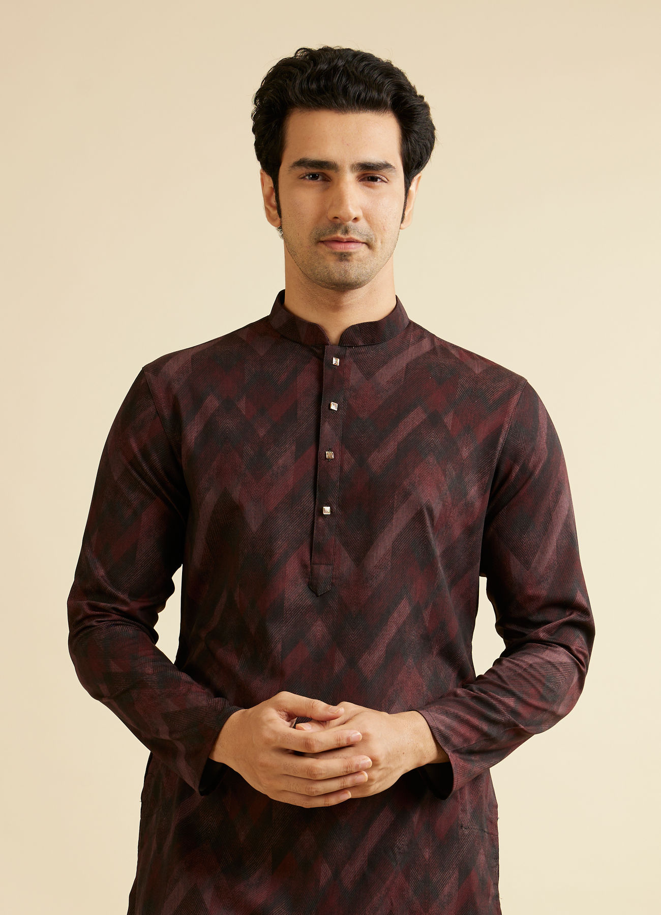 Manyavar Men Dark Maroon Chevron Patterned Kurta