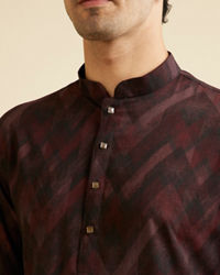 Manyavar Men Dark Maroon Chevron Patterned Kurta