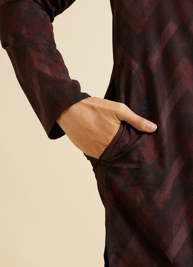 Manyavar Men Dark Maroon Chevron Patterned Kurta