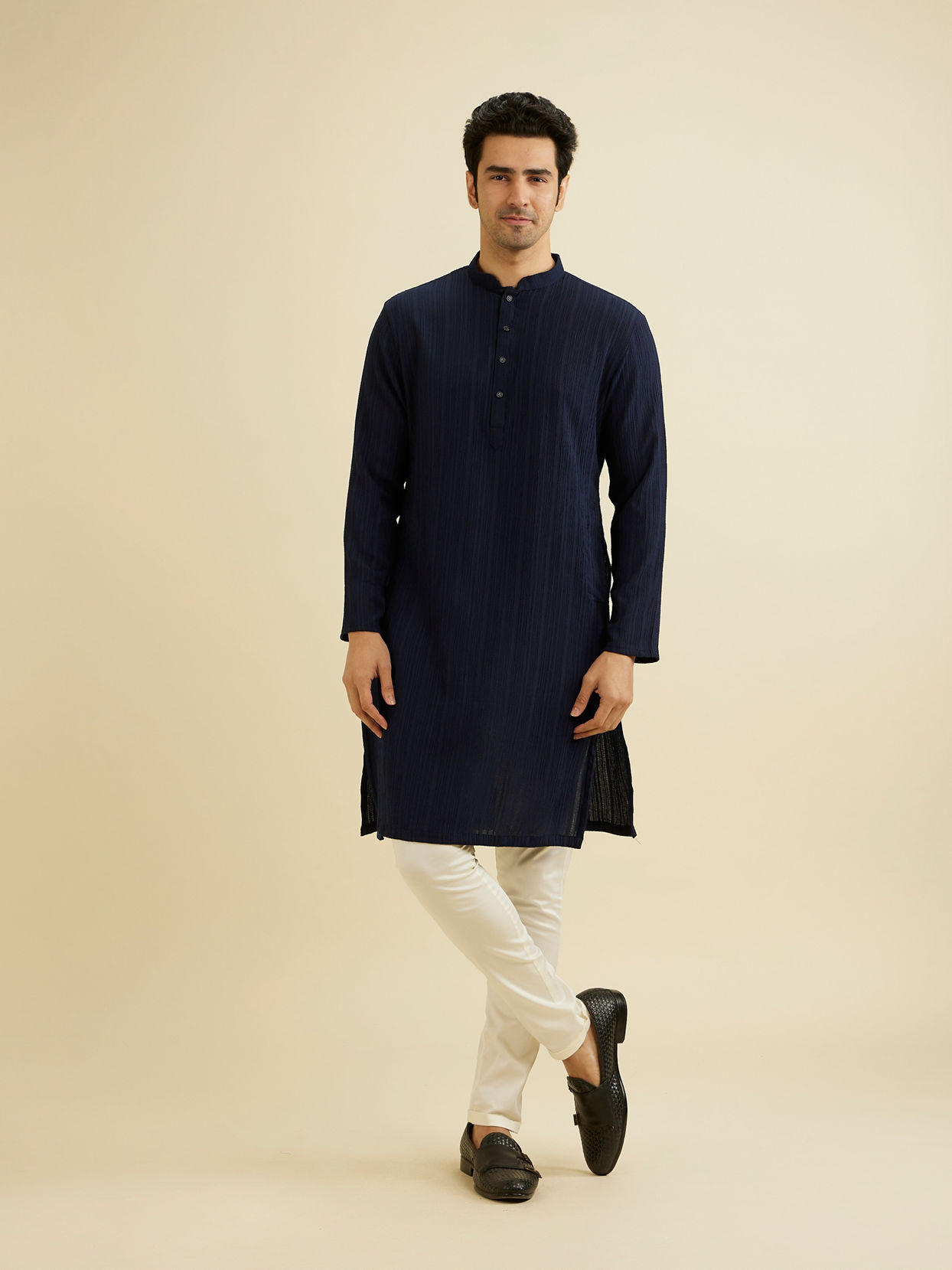 Manyavar Men Indigo Blue Self Striped Texture Kurta image number 2