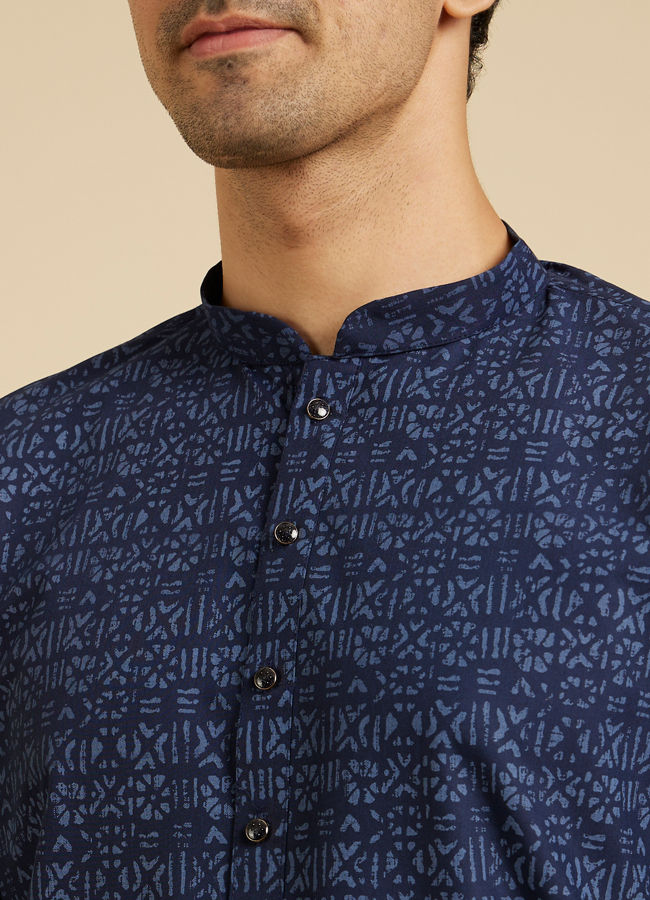 Manyavar Men Navy Blue Aztec Printed Kurta image number 1