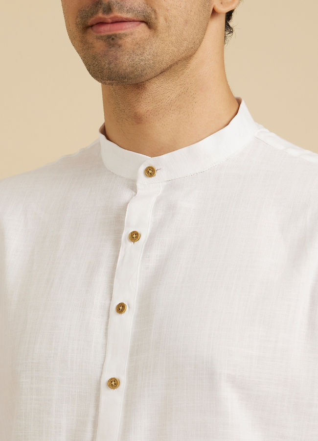 Manyavar Men Glimmering White Cotton Kurta image number 1