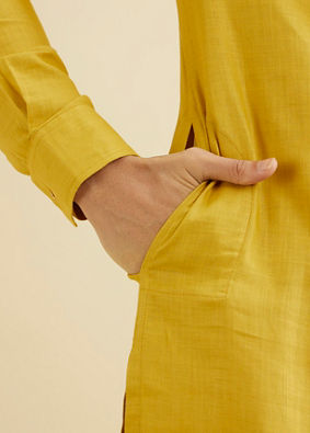 Manyavar Men Mustard Charm Cotton Kurta image number 3