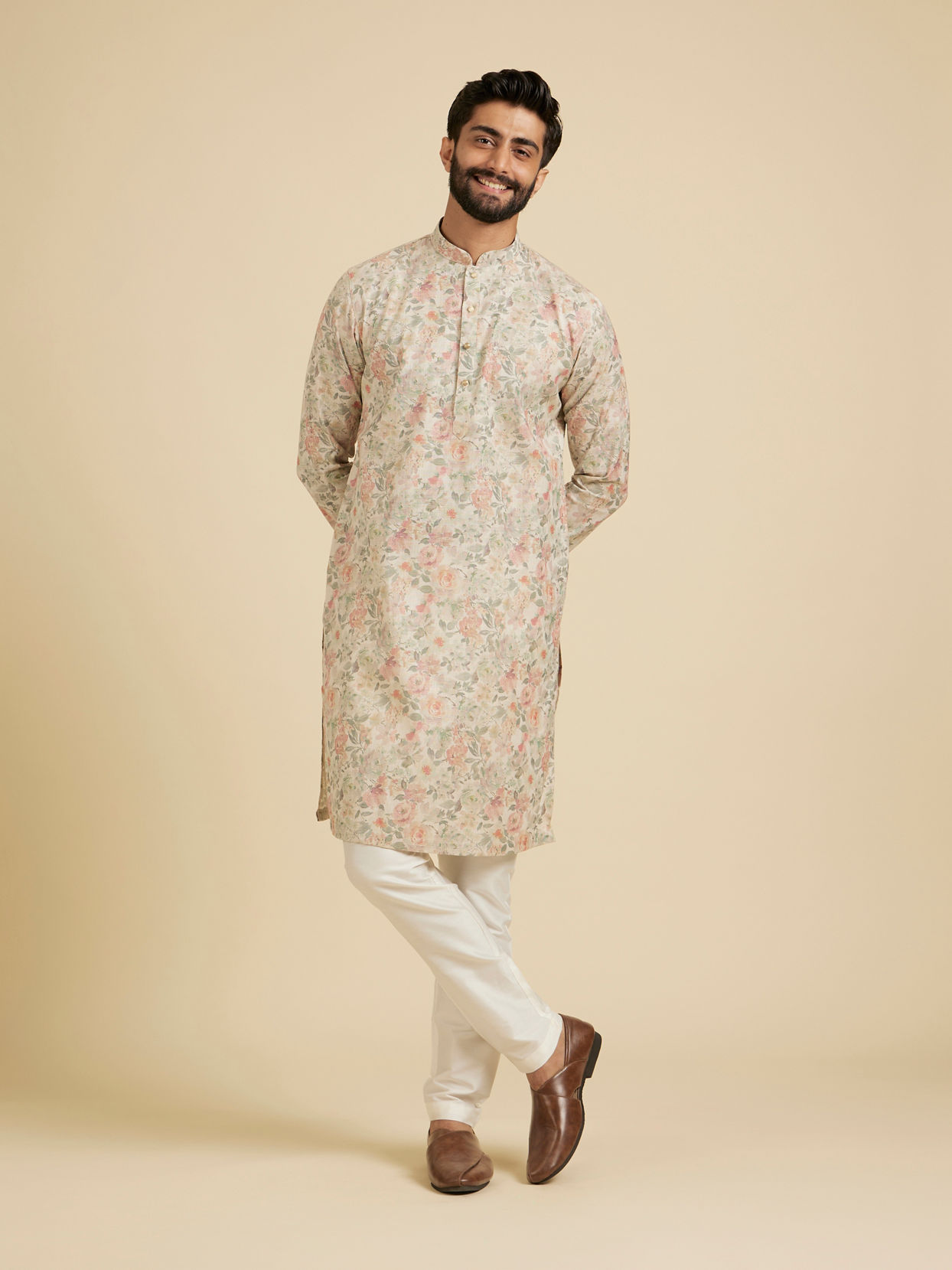 Manyavar Men Opulent Peach Kurta Ensemble image number 2