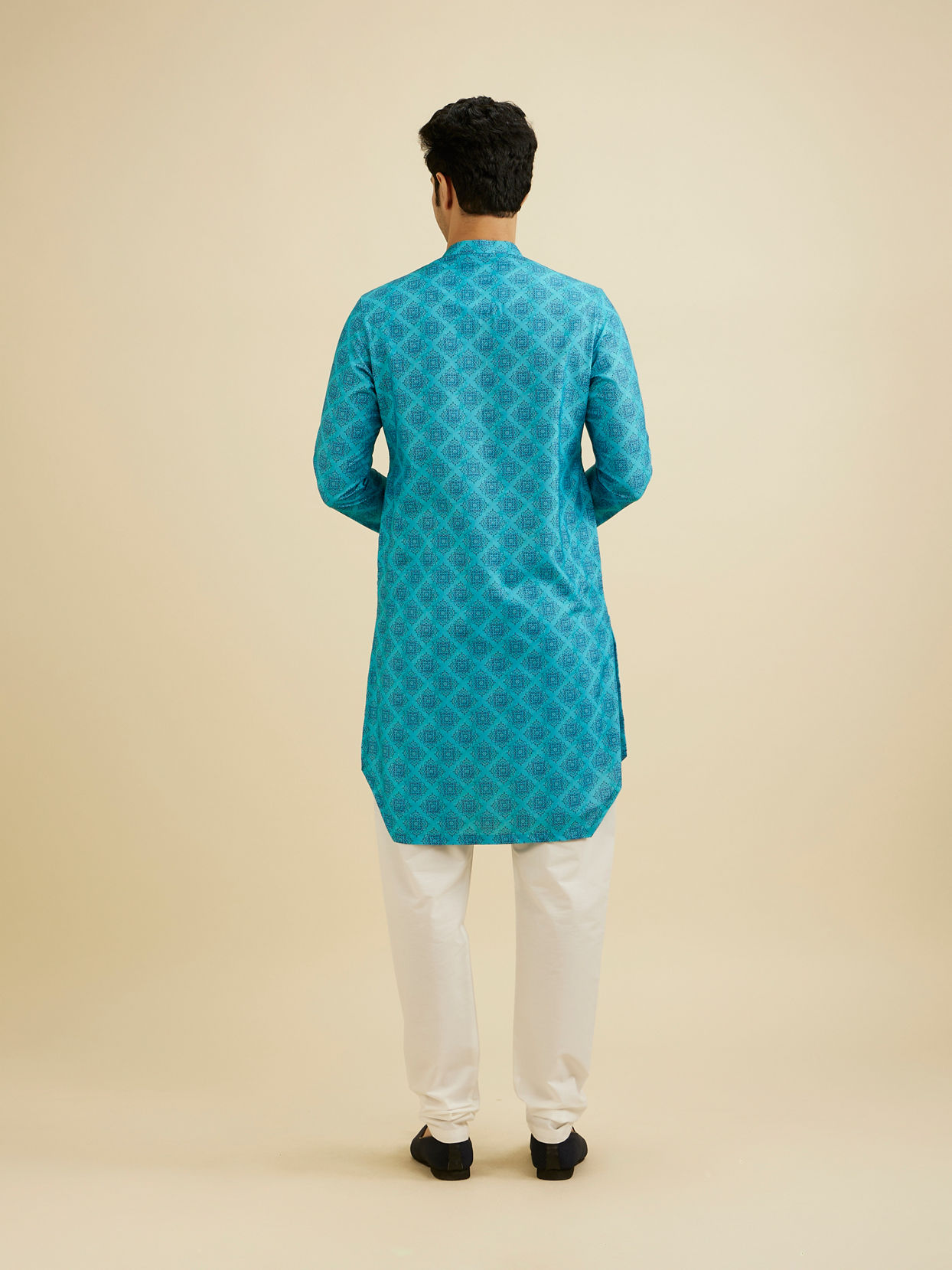 Manyavar Men Turquoise Blue Elegance Kurta