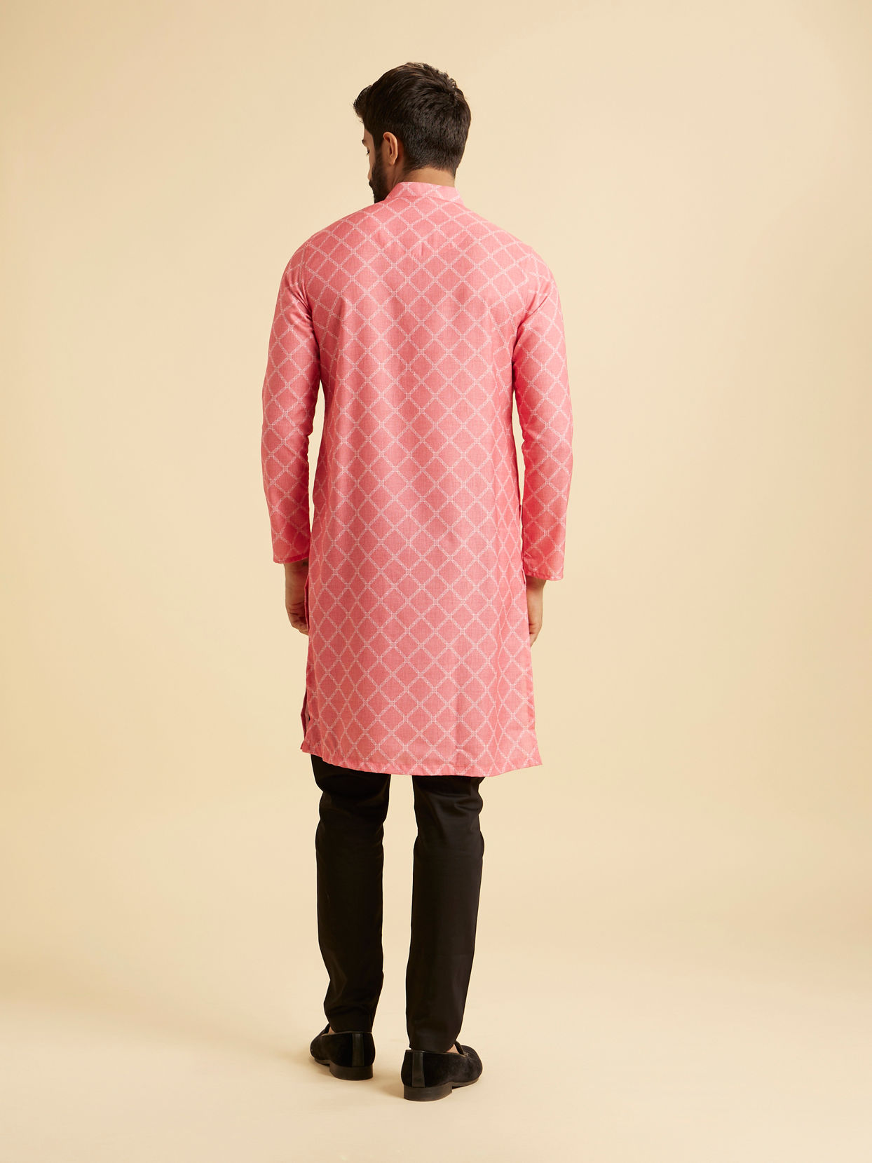 Manyavar Men Coral Radiance Kurta