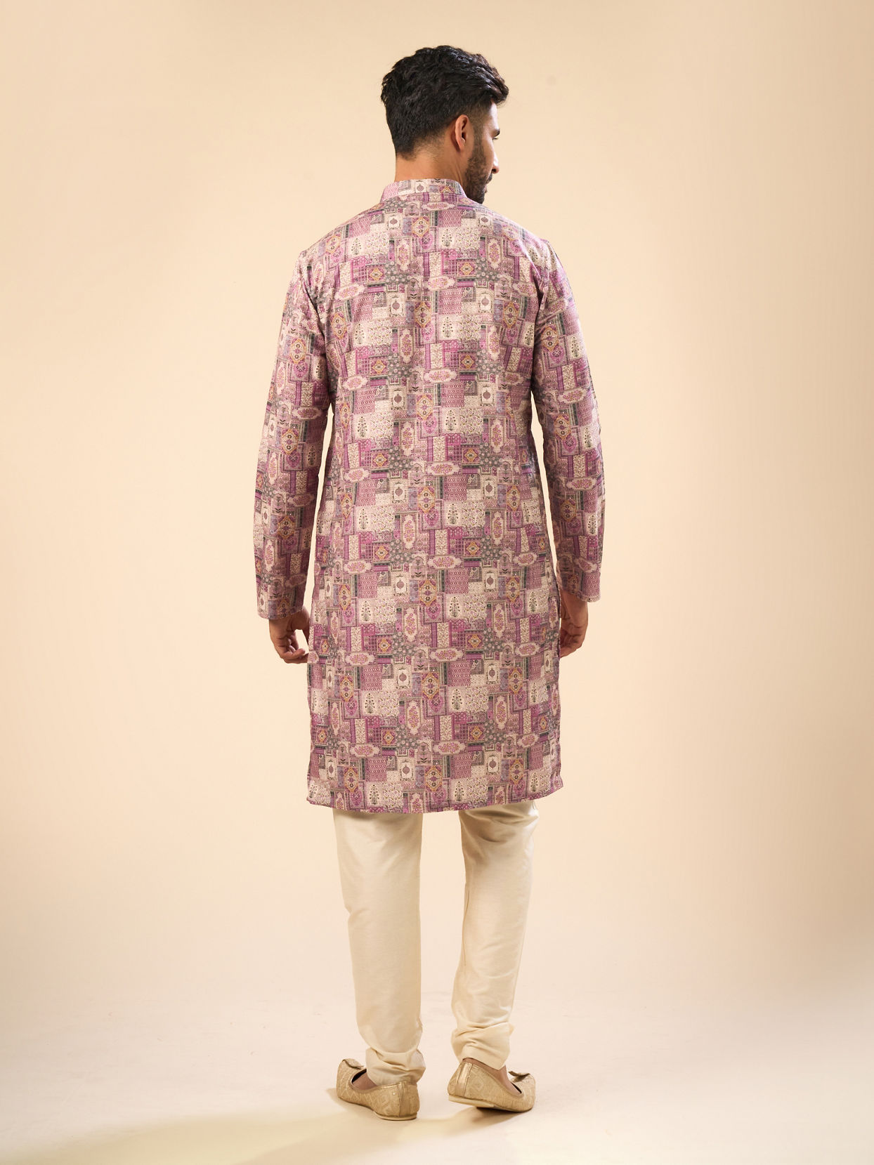 Manyavar Men Lilac Hued Viscose Kurta
