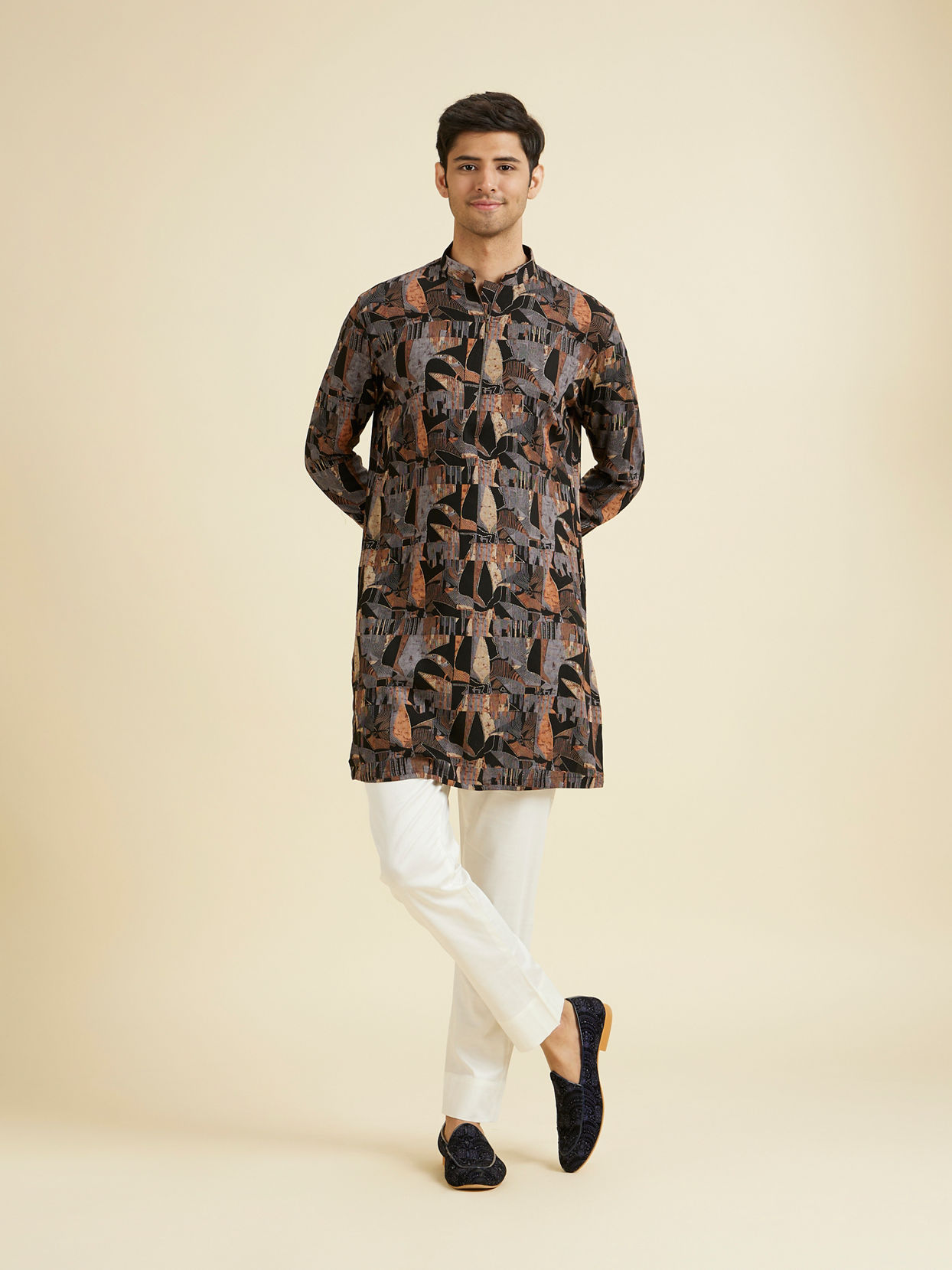Manyavar Men Black Spandex Kurta Mid Length Kurta