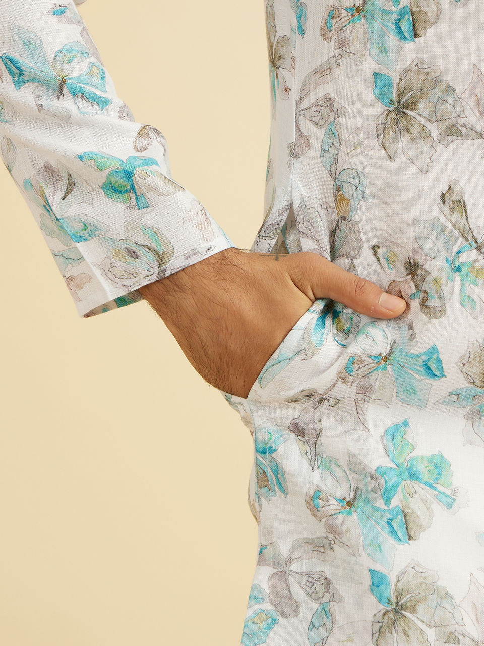 Manyavar Men Elegant White Cotton Kurta