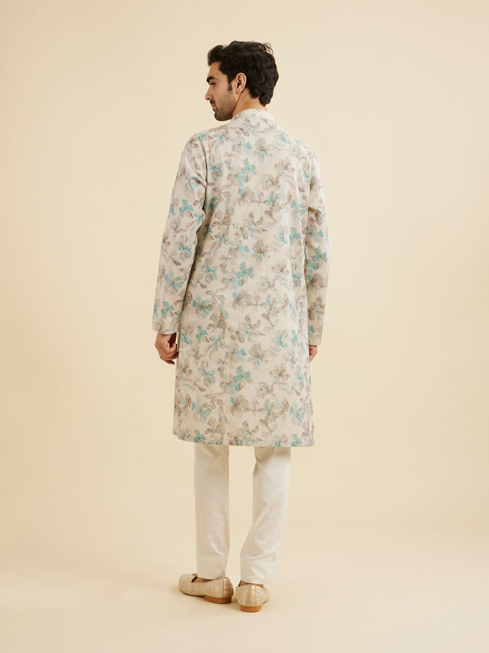 Manyavar Men Cream White Floral Printed Kurta