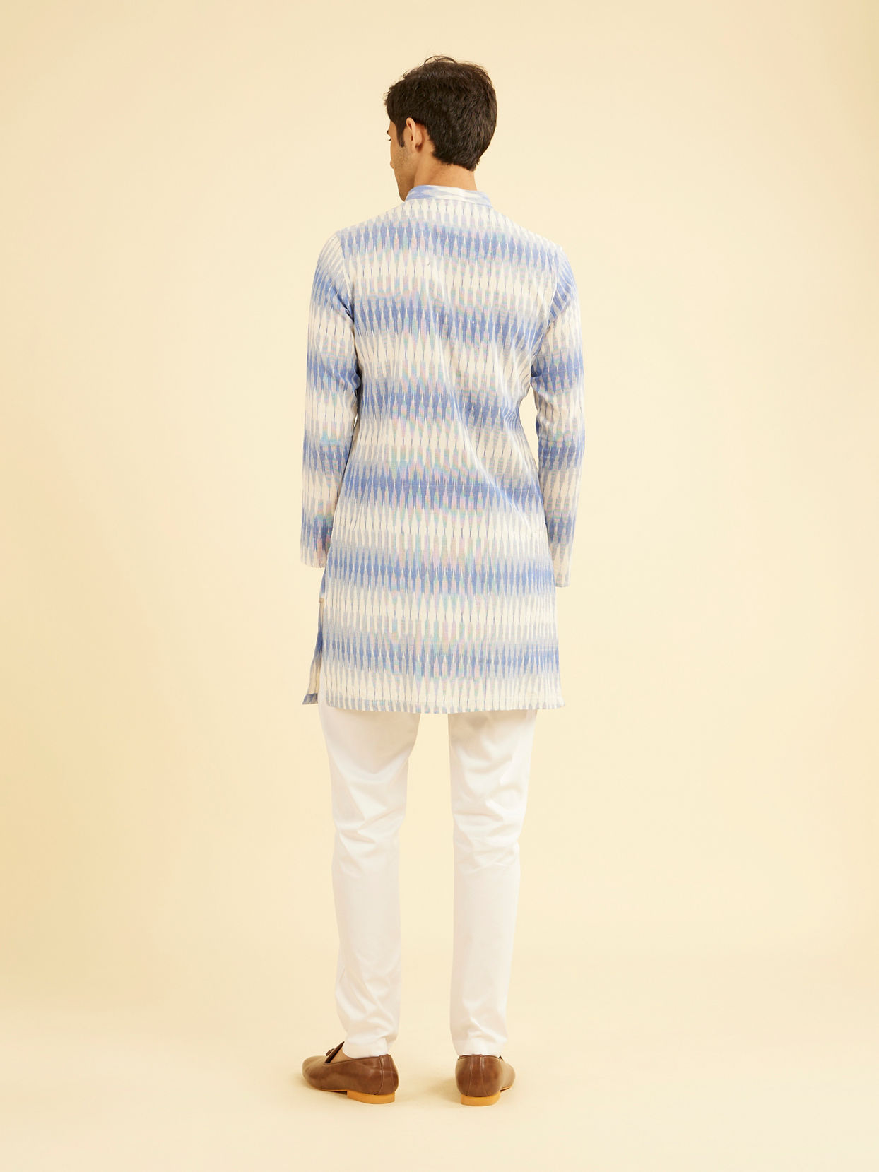 Manyavar Men Light Blue Festivity Charm Mid Length Kurta