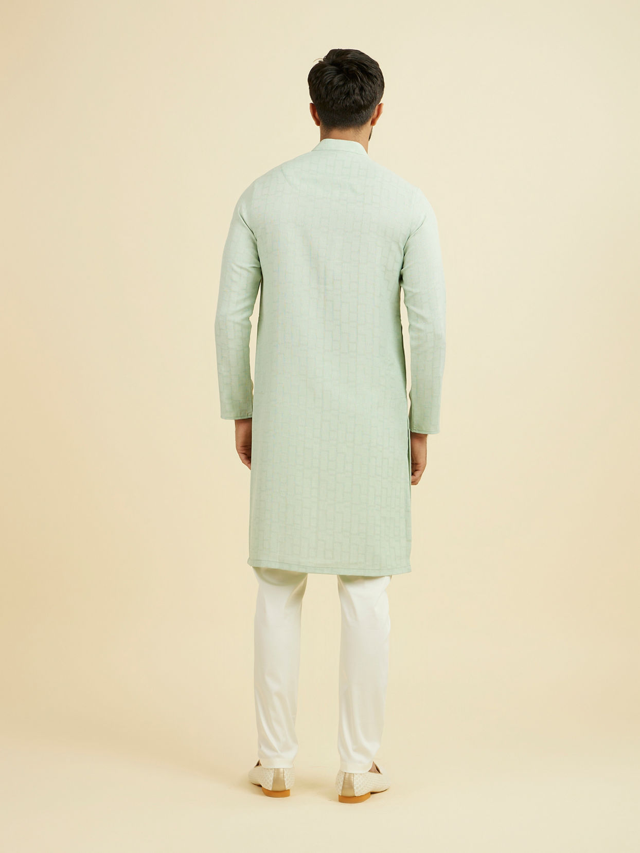 Manyavar Men Light Mid Green Kurta