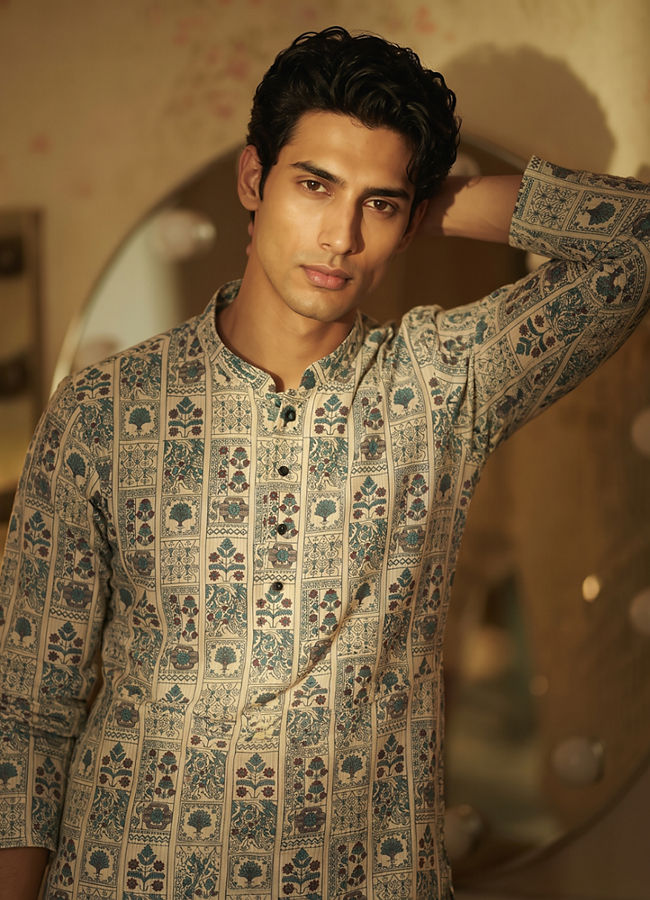 Manyavar Men Cream Blended Cotton Kurta with Print