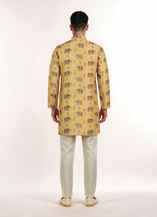 Manyavar Men Yellow Blended Cotton Kurta