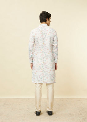 alt message - Manyavar Men Delicate White Bel Buti Printed Kurta image number 4