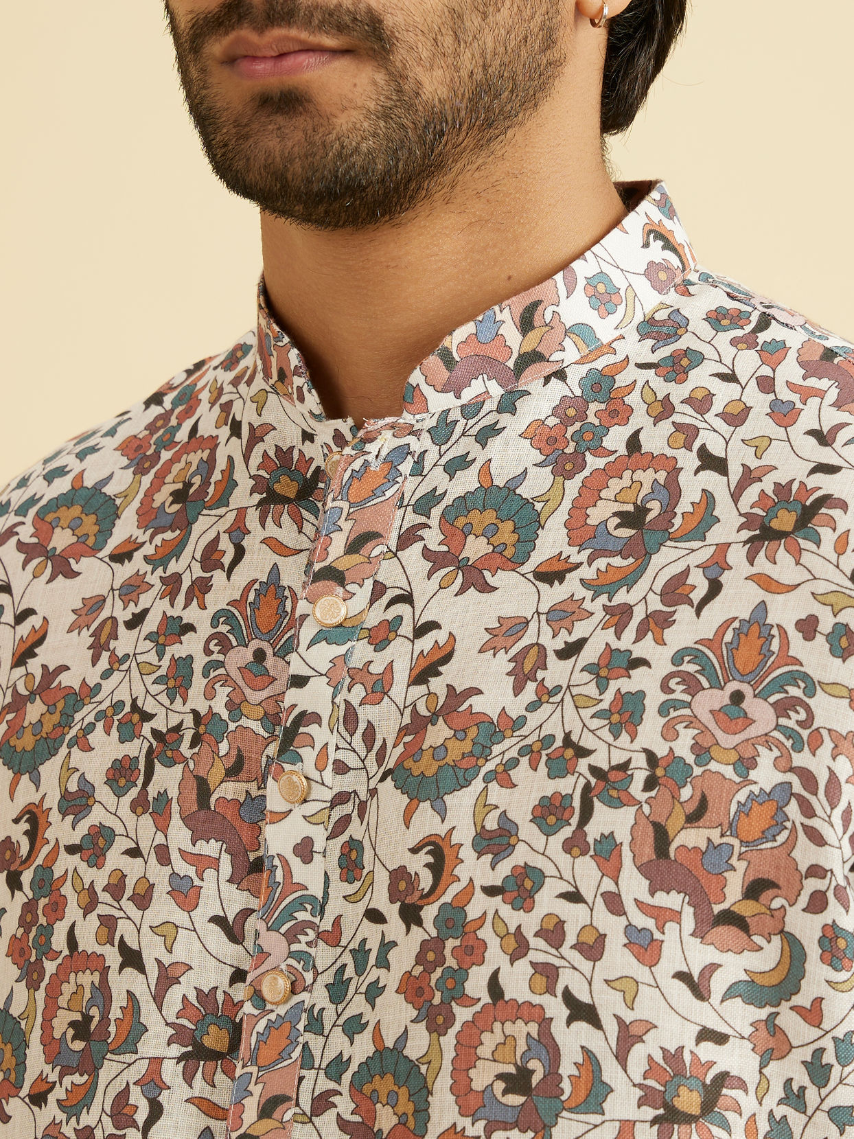 Manyavar Men Beige Bel Buti Printed Kurta