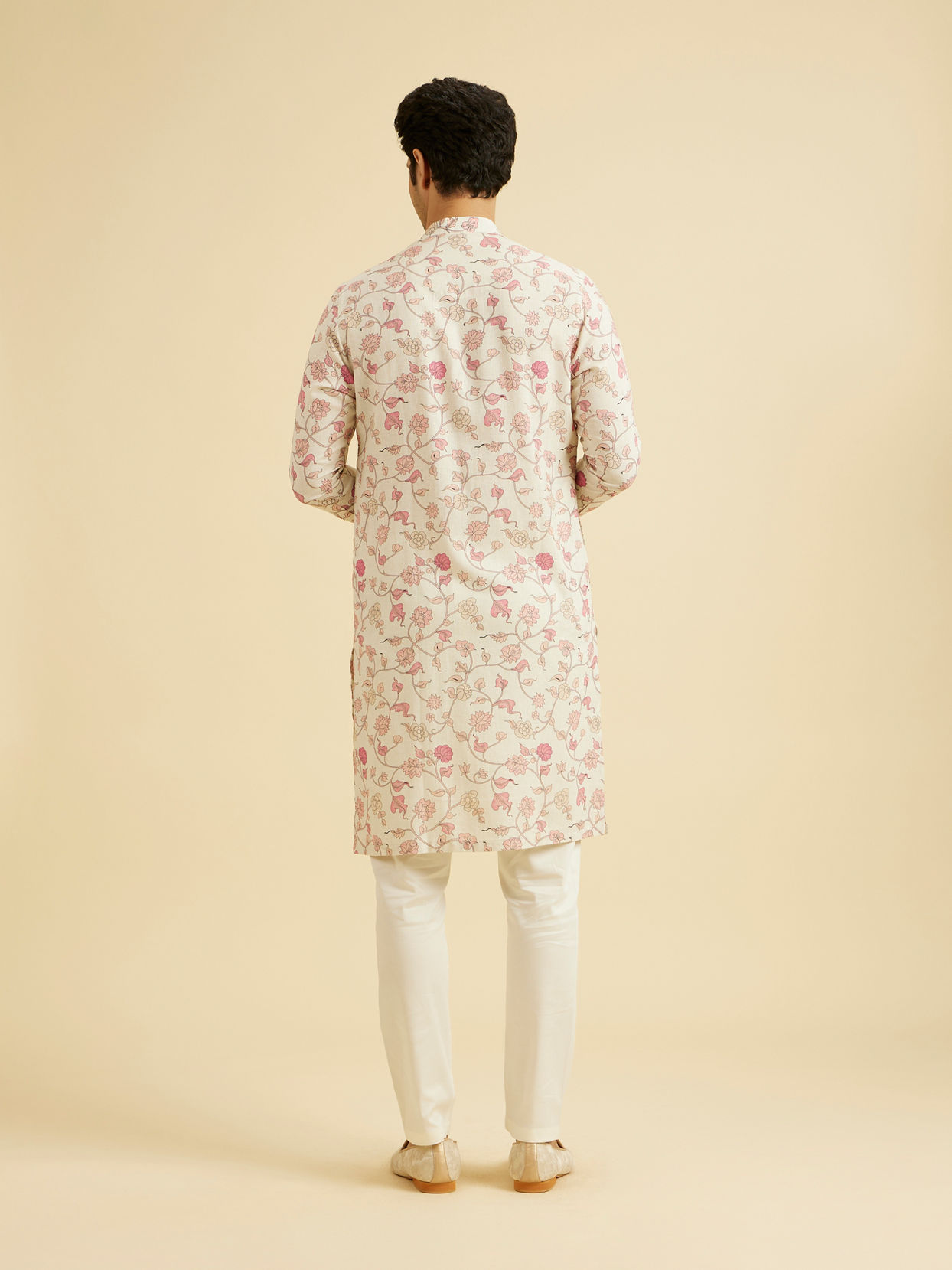 Manyavar Men Peach Majesty Kurta