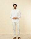 alt message - Manyavar Men Whisper White Classic Short Kurta image number 2