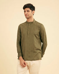 Manyavar Men Textured Green Kurta