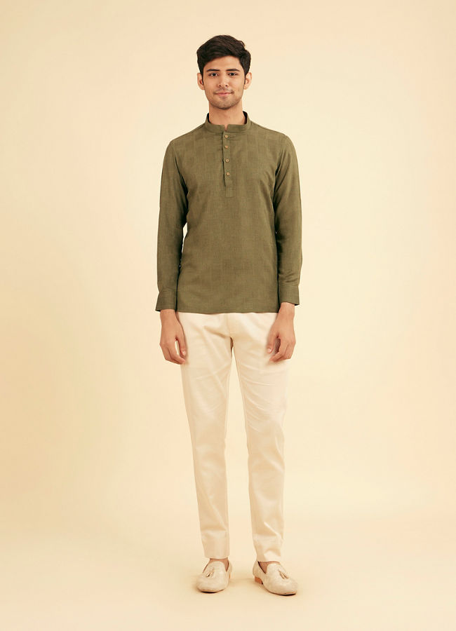 Manyavar Men Textured Green Kurta