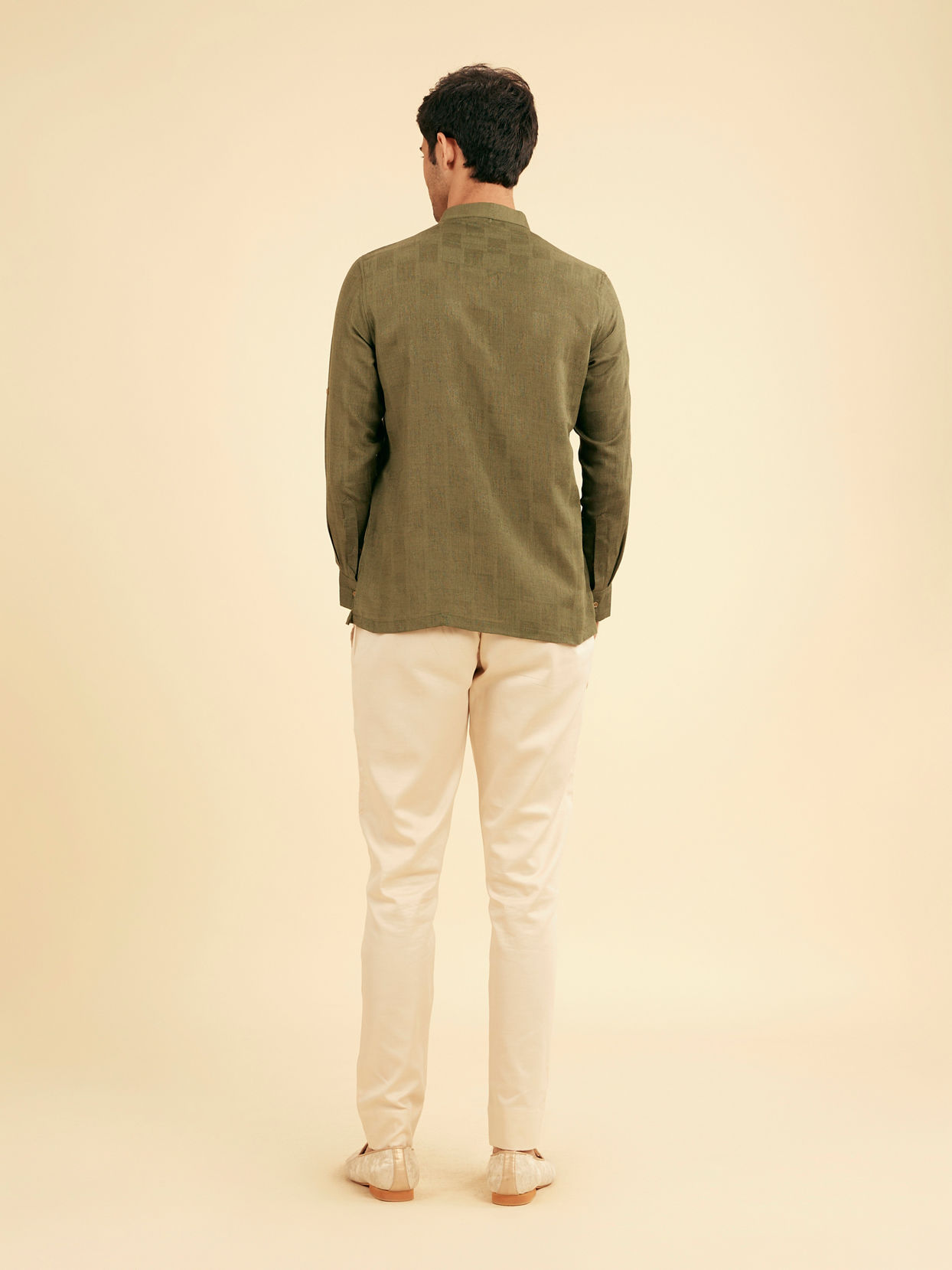 Manyavar Men Textured Green Kurta