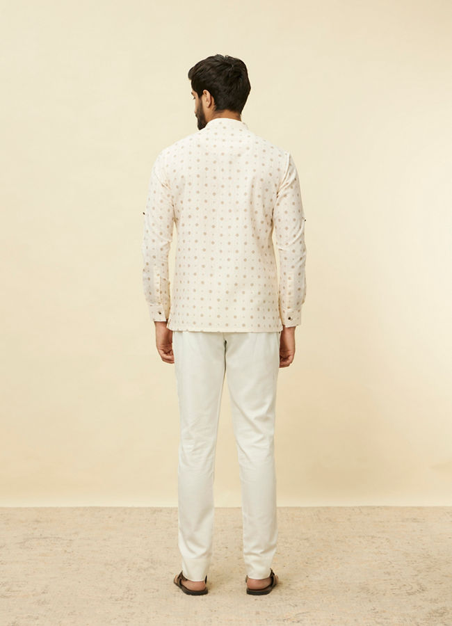 Star White Shankh Printed Short Kurta image number 3